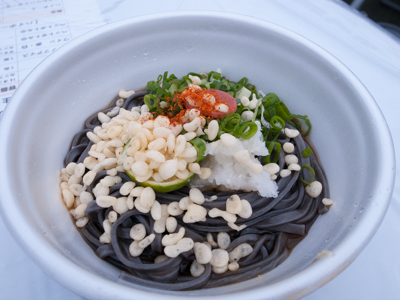 黒うどん