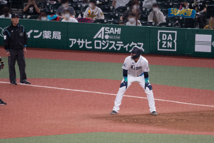 メヒア