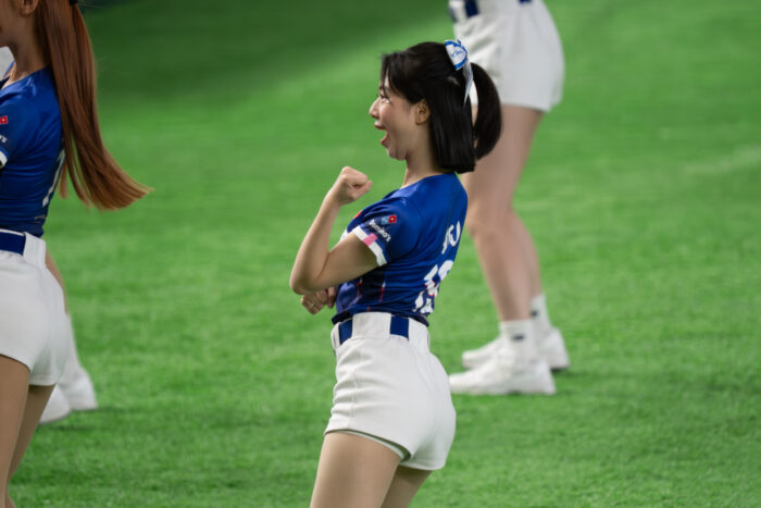 妡0