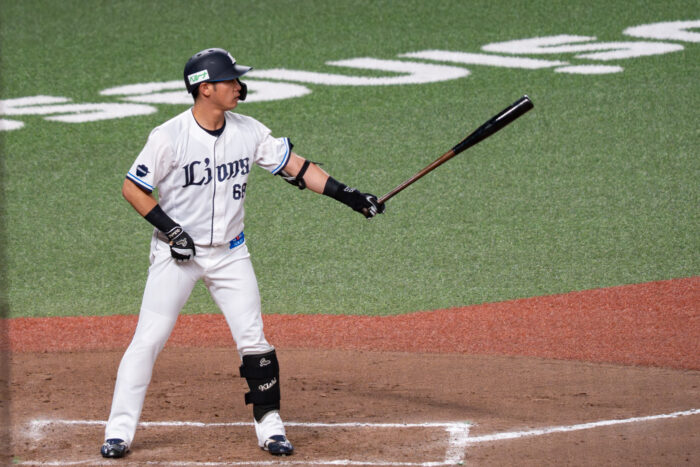 岸 潤一郎