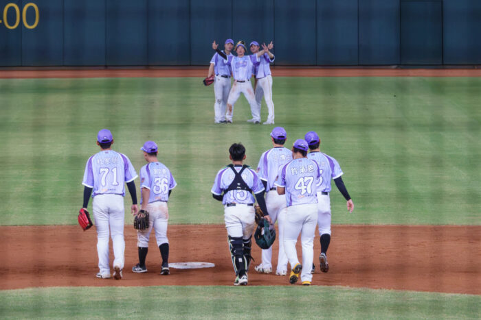 台鋼雄鷹勝利