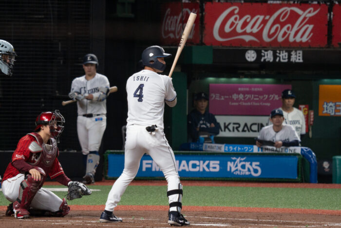 石井 一成