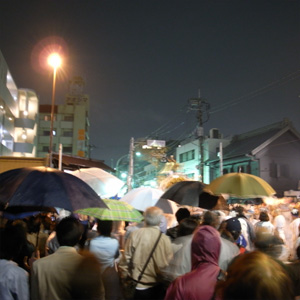 くらやみ祭り