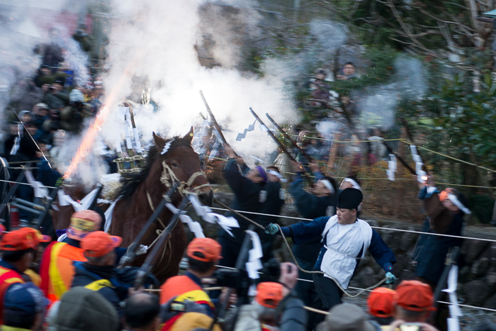 お立ち神事