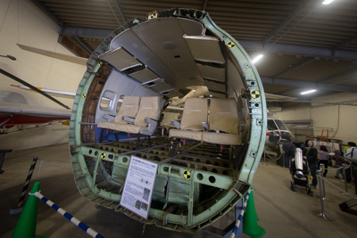YS-11