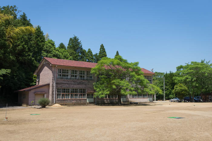 K小学校