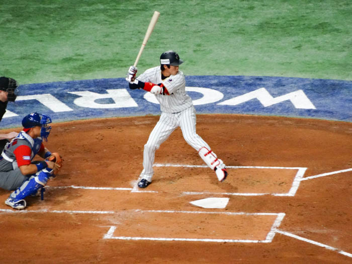 山田 哲人