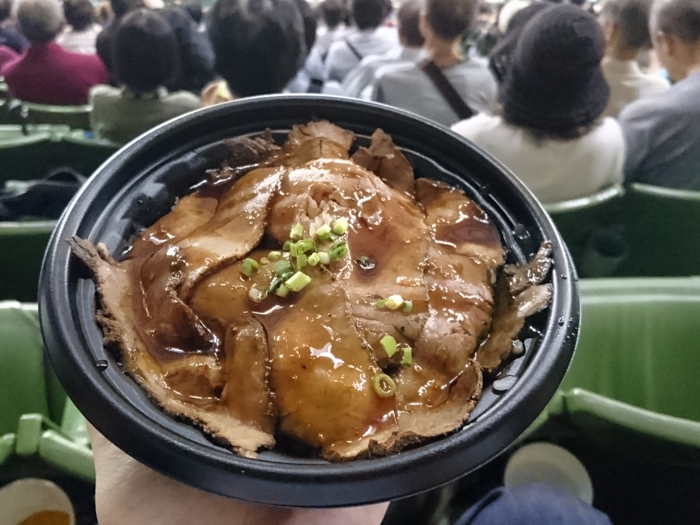 ローストビーフ丼