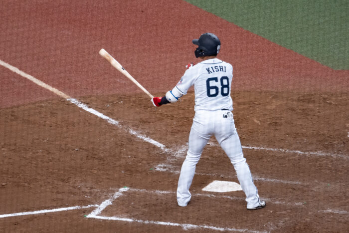 岸 潤一郎