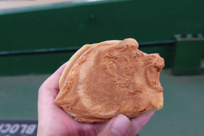 ライオンズ焼き
