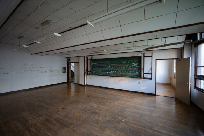 旧坂本小学校