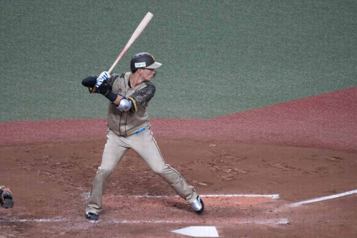 長谷川 信哉