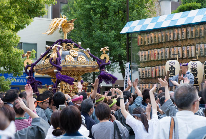 太田姫稲荷神社祭礼のお神輿を見てきましたっ！