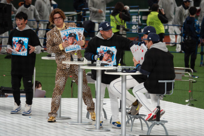 甲斐野央投手プレゼンツステージ