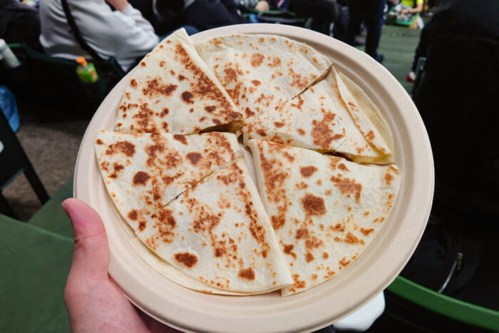 L'sケサディーヤ チキン