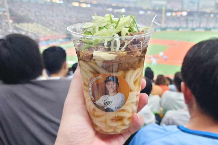 長谷川信哉の昆布と6種の節を使った京風肉うどん